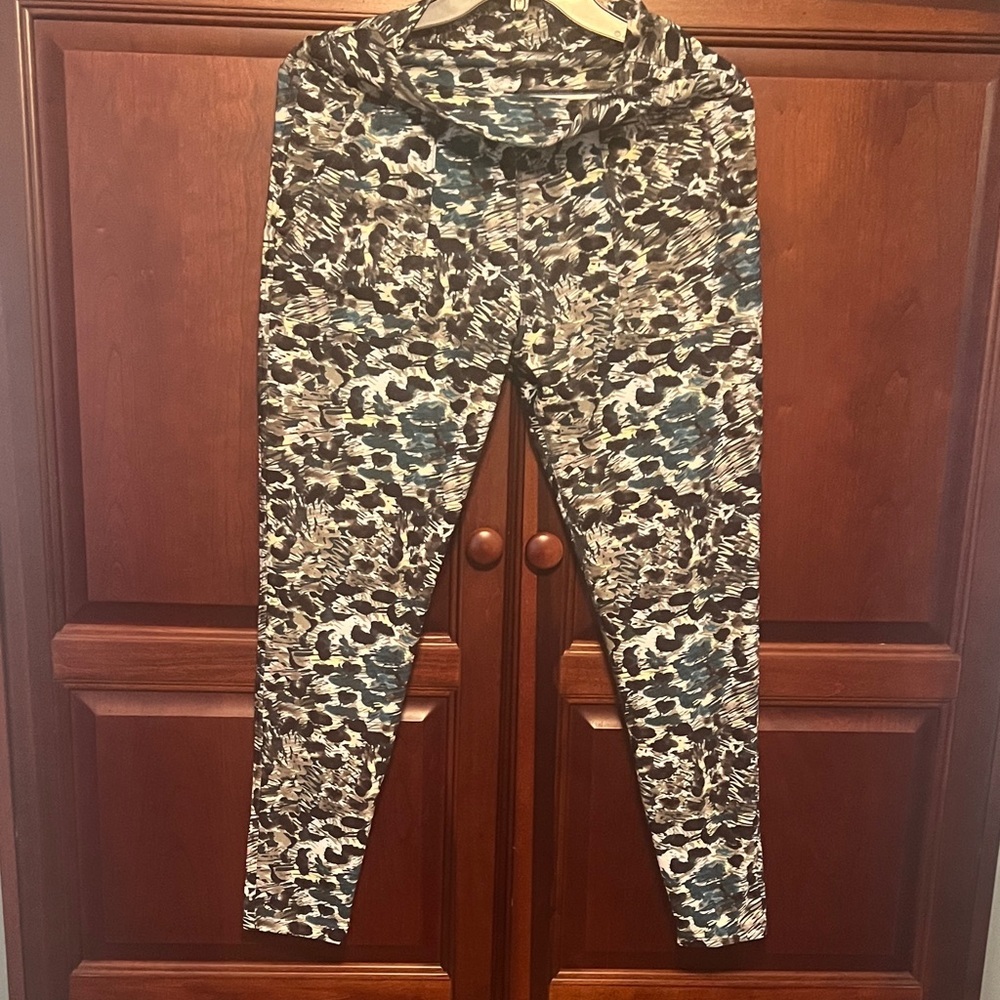 Kinesis leggings.